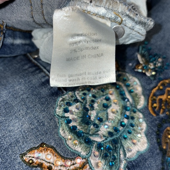 Juliette jeans tapered to ankle embellishments down both legs high rise Size 8 - Picture 8 of 8